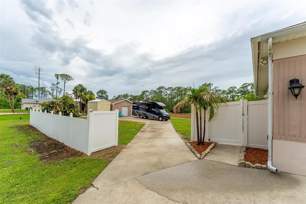 1009 Campbell Street Port Charlotte FL 33953