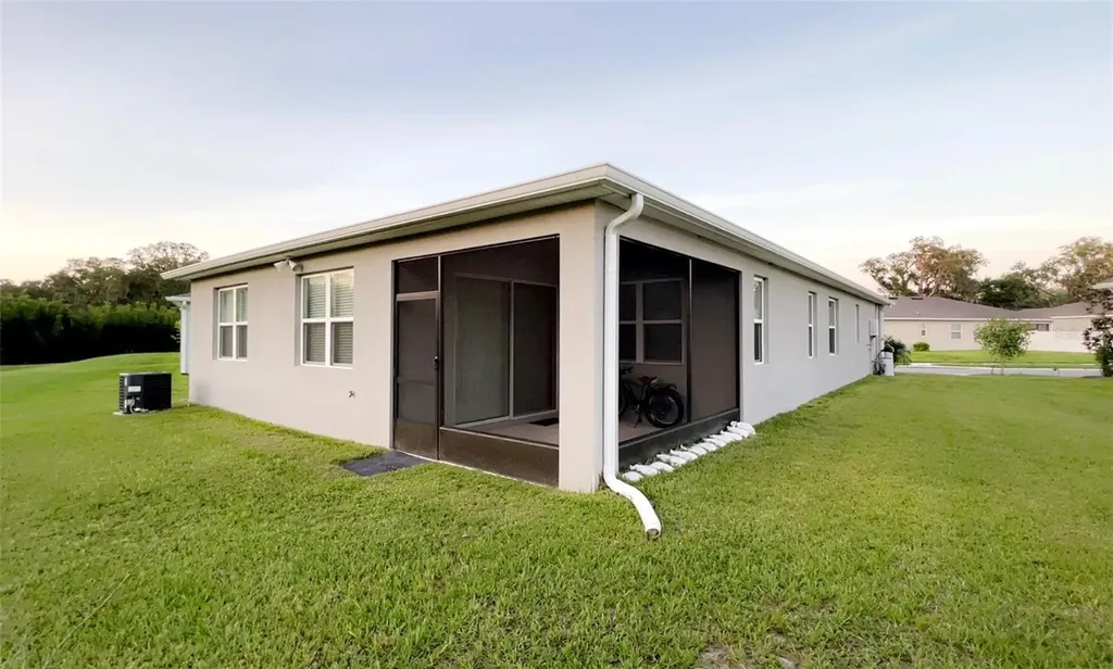 5306 Meadow Song Drive Okahumpka FL 34762