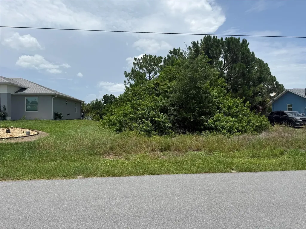 12236 Xavier Avenue Port Charlotte FL 33981