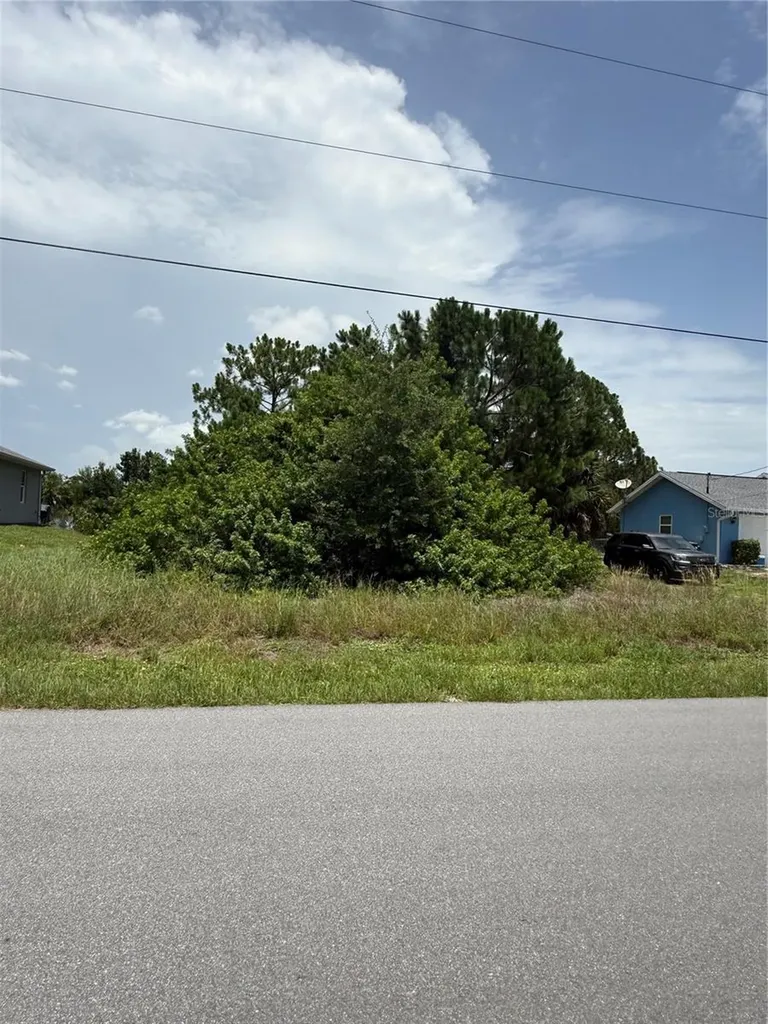 12236 Xavier Avenue Port Charlotte FL 33981