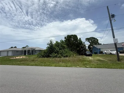 12236 Xavier Avenue Port Charlotte FL 33981