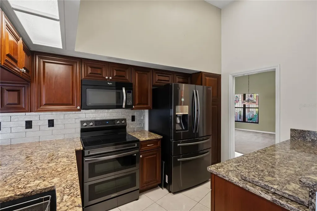 15923 Ellsworth Drive Tampa FL 33647