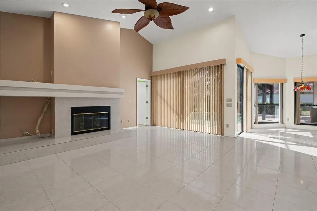 15923 Ellsworth Drive Tampa FL 33647