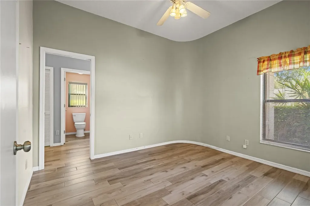 15923 Ellsworth Drive Tampa FL 33647