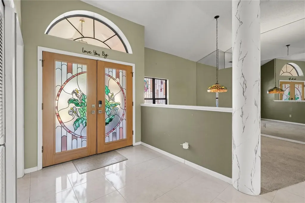 15923 Ellsworth Drive Tampa FL 33647