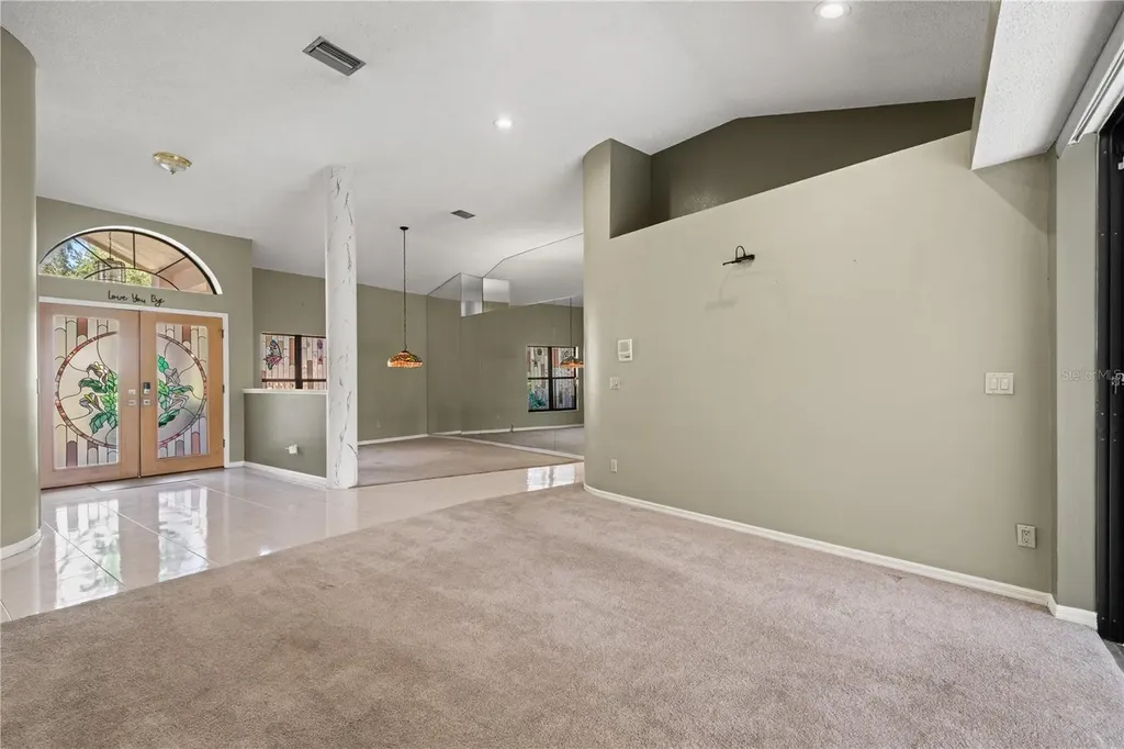 15923 Ellsworth Drive Tampa FL 33647