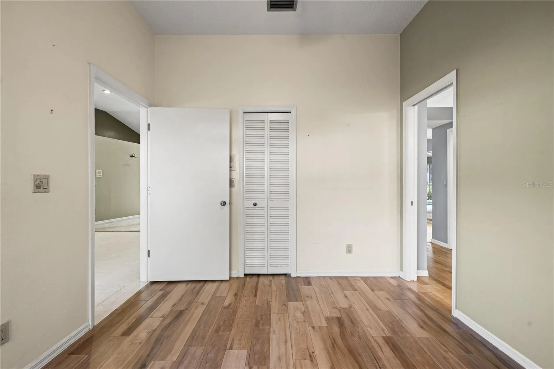 15923 Ellsworth Drive Tampa FL 33647