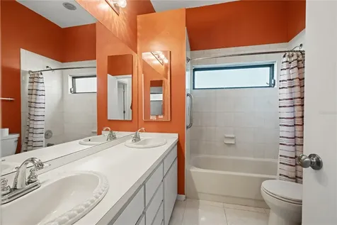 15923 Ellsworth Drive Tampa FL 33647