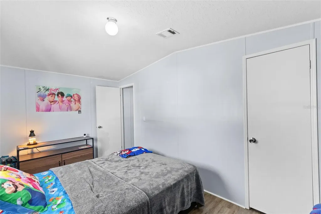 11535 Leanne Walk Tampa FL 33637