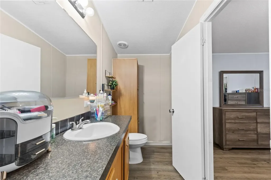 11535 Leanne Walk Tampa FL 33637