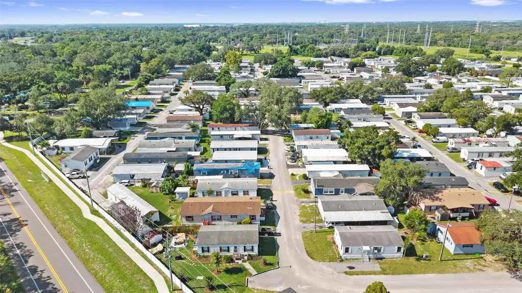 11535 Leanne Walk Tampa FL 33637