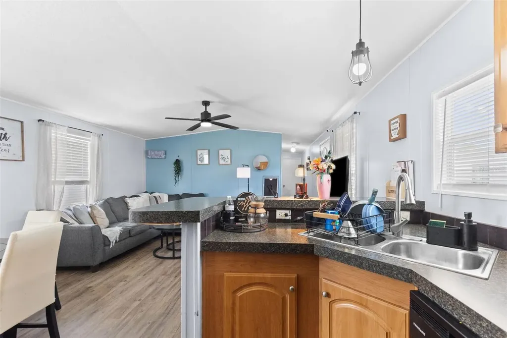 11535 Leanne Walk Tampa FL 33637