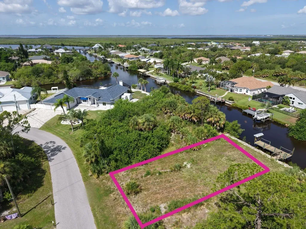 17394 Bayharbor Circle Port Charlotte FL 33948