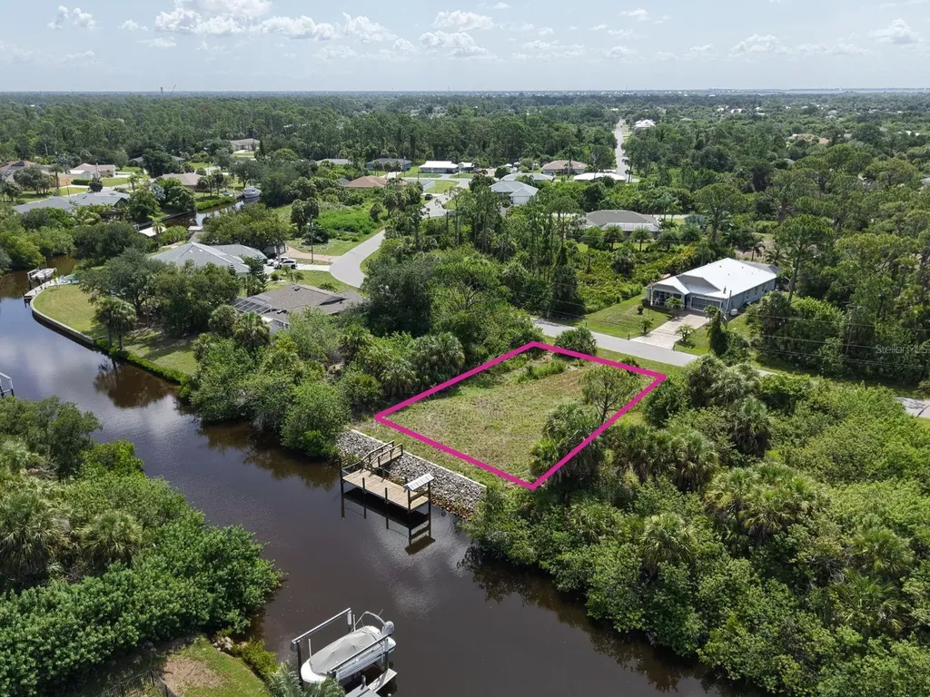17394 Bayharbor Circle Port Charlotte FL 33948