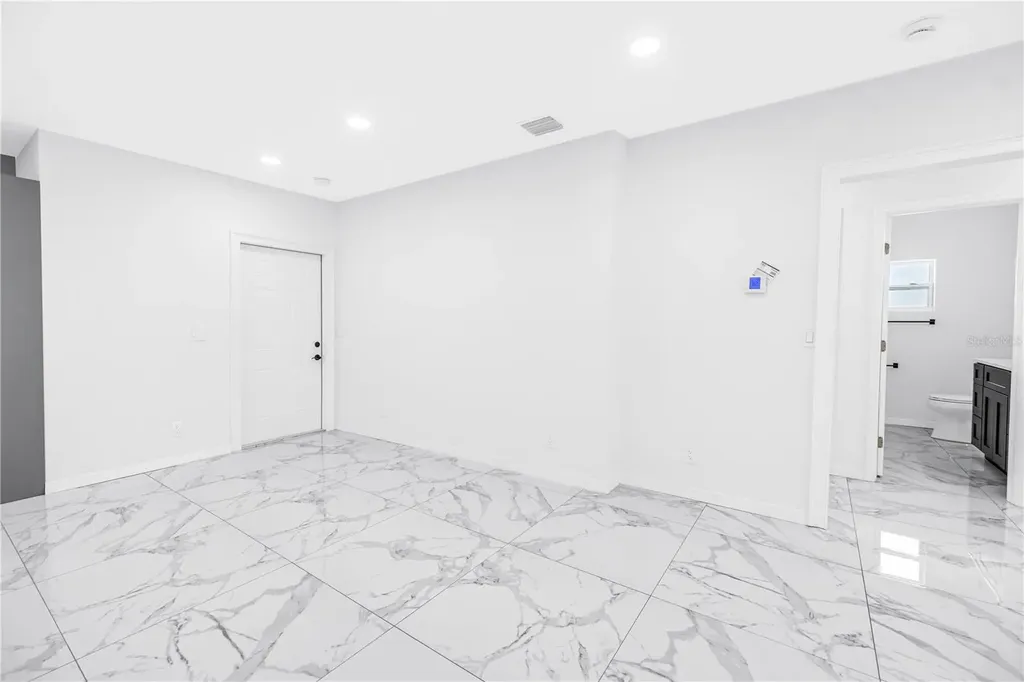 1827 16th Street S St Petersburg FL 33705