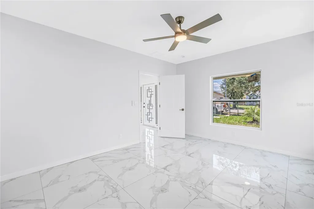 1827 16th Street S St Petersburg FL 33705