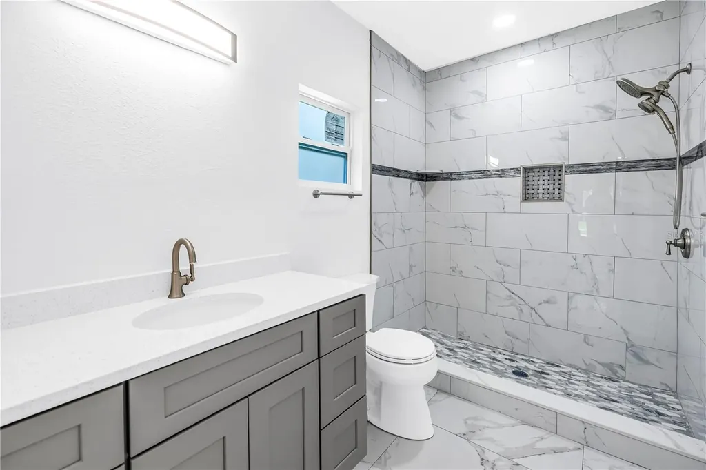 1827 16th Street S St Petersburg FL 33705