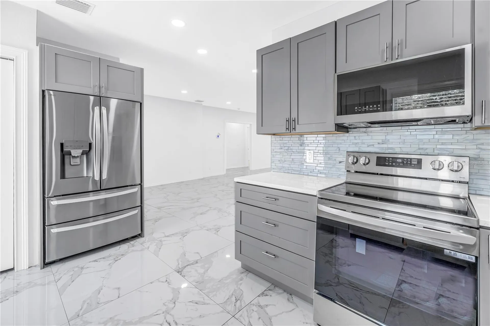 1827 16th Street S St Petersburg FL 33705
