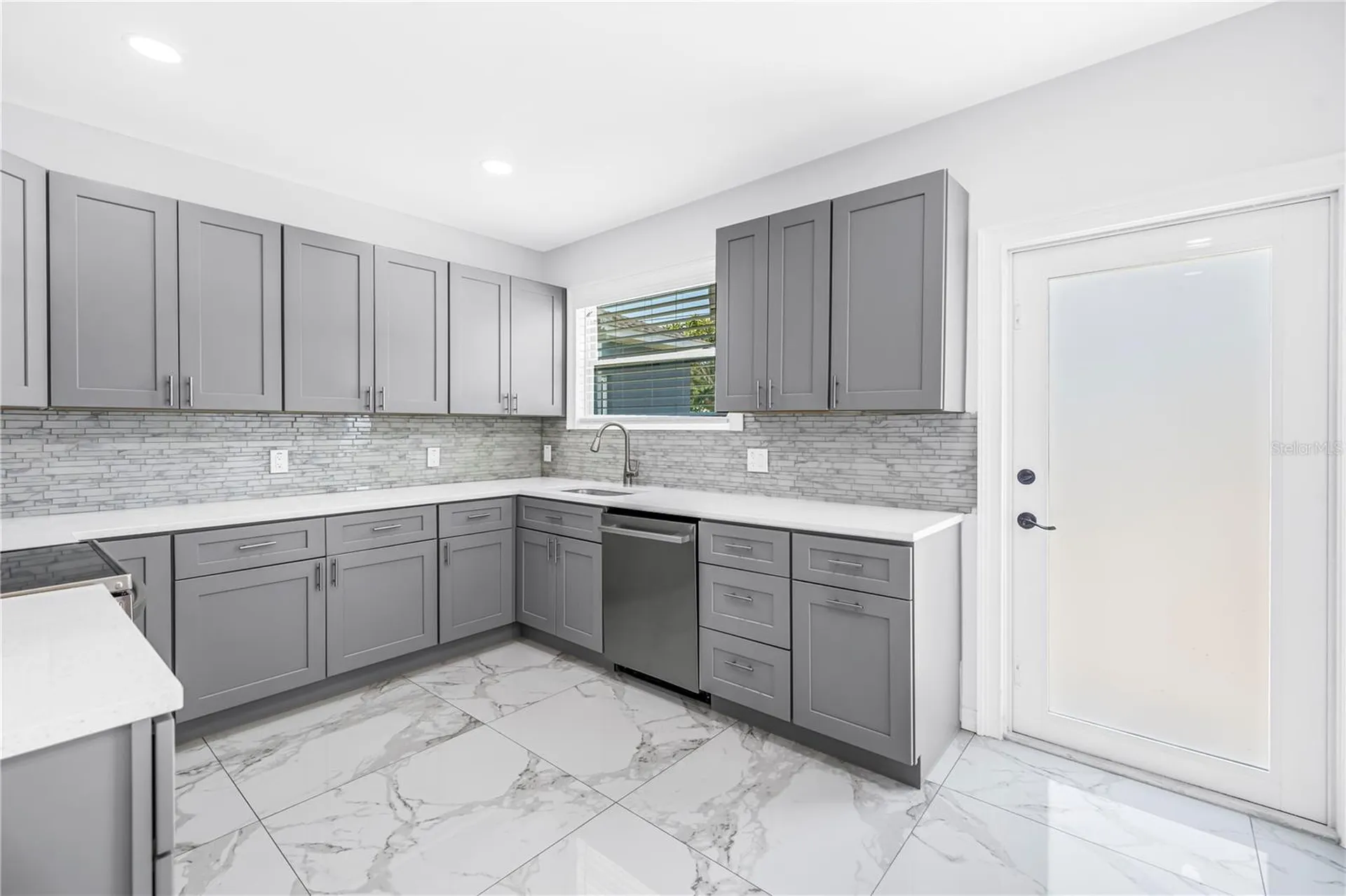 1827 16th Street S St Petersburg FL 33705
