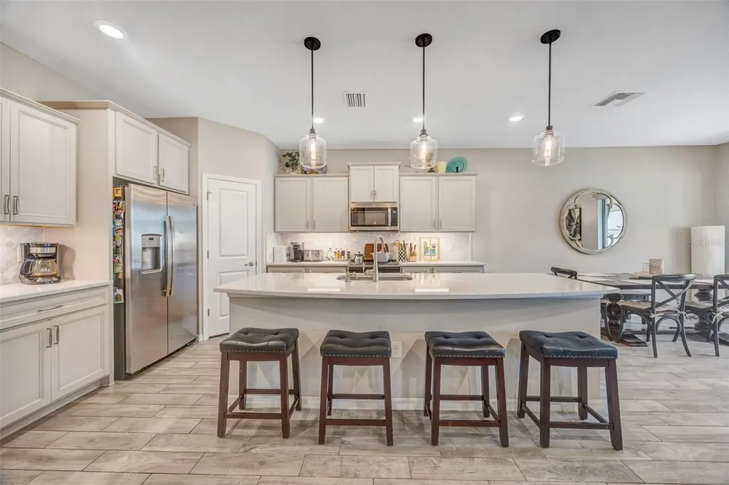 18928 Willowmore Cedar Drive Lutz FL 33558
