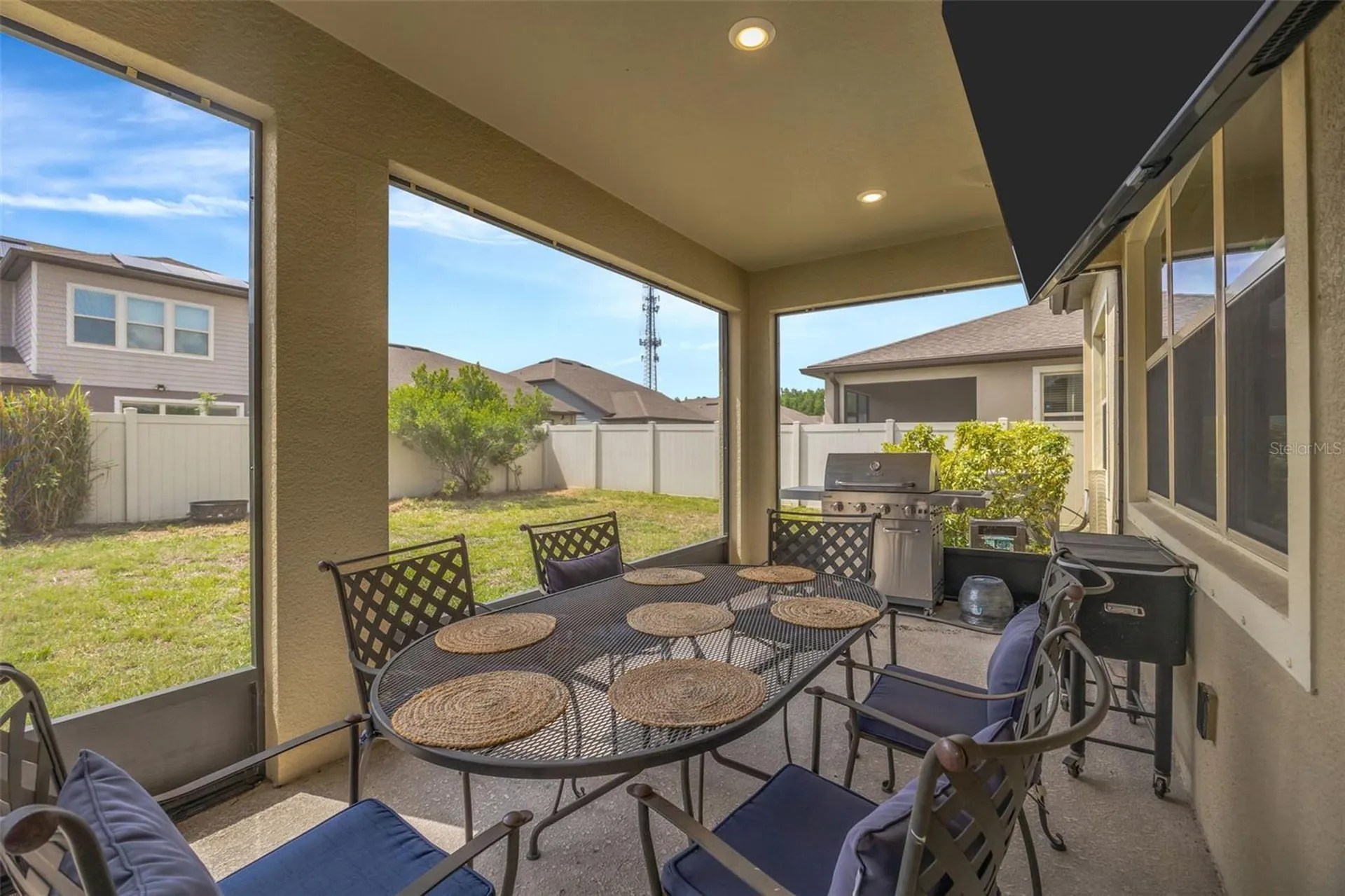 18928 Willowmore Cedar Drive Lutz FL 33558