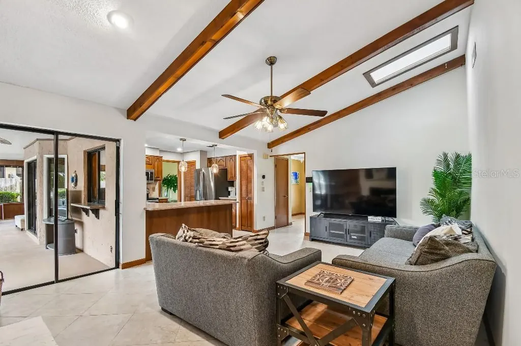 507 Fernwood Drive Altamonte Springs FL 32701