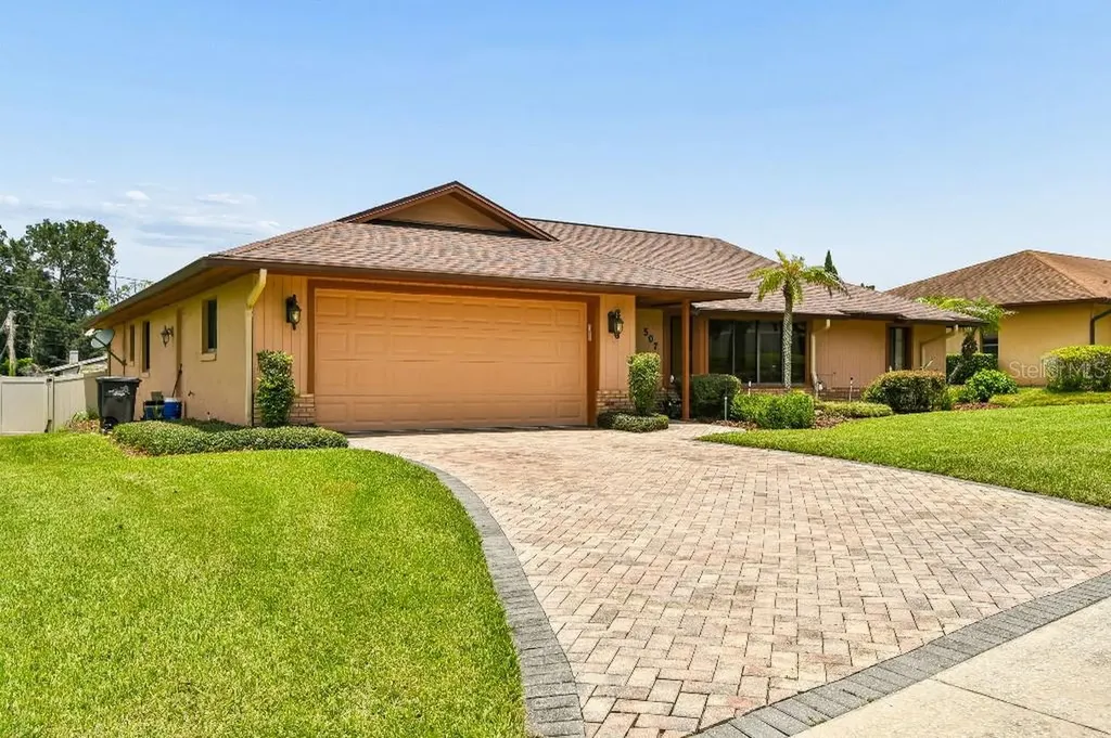 507 Fernwood Drive Altamonte Springs FL 32701