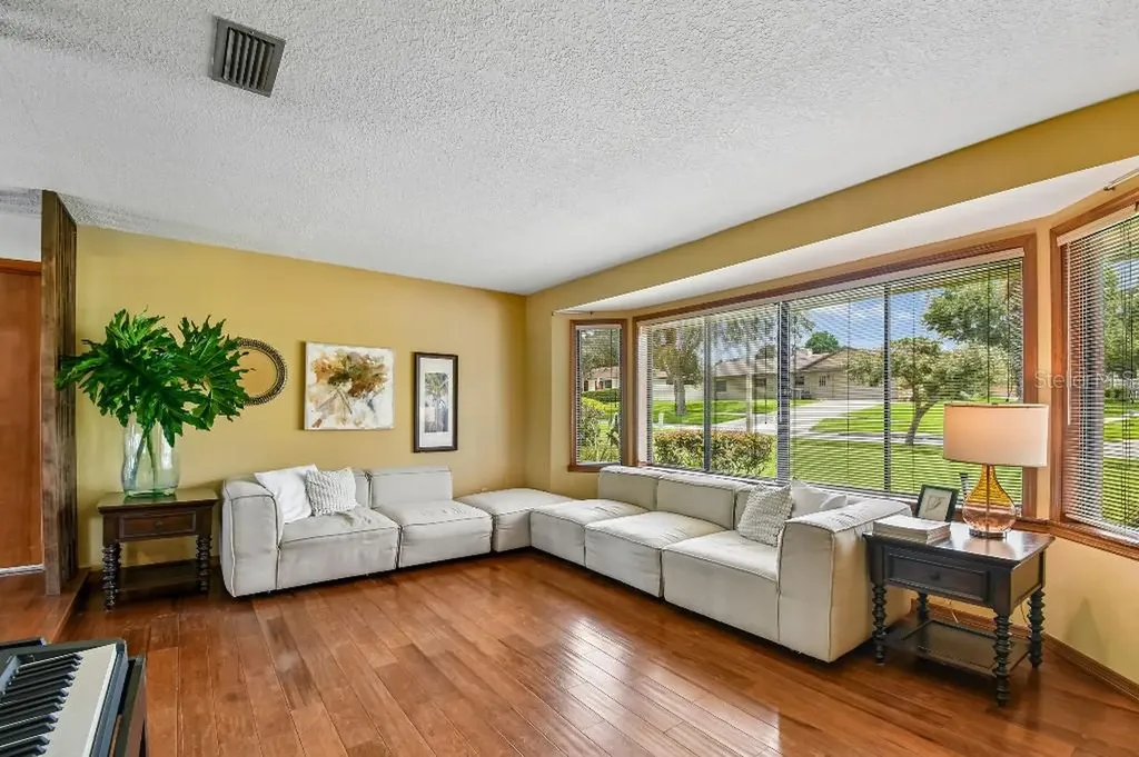 507 Fernwood Drive Altamonte Springs FL 32701