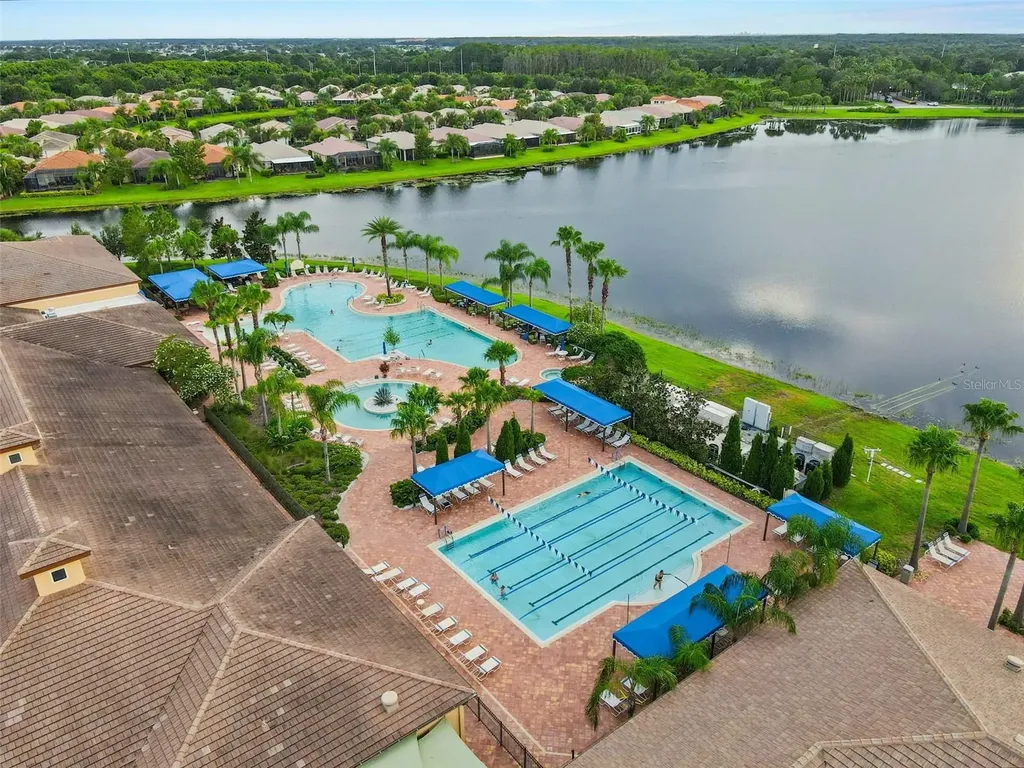 15929 Golden Lakes Drive Wimauma FL 33598