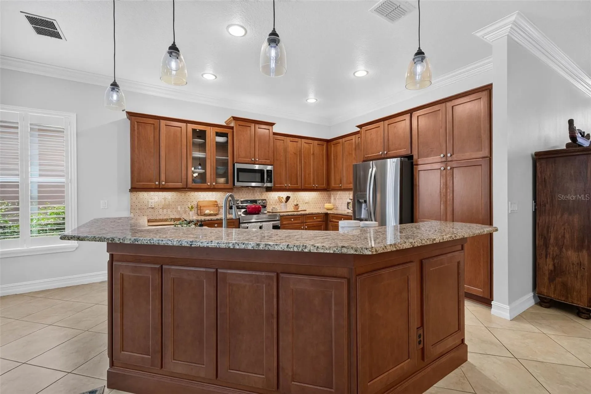 15929 Golden Lakes Drive Wimauma FL 33598