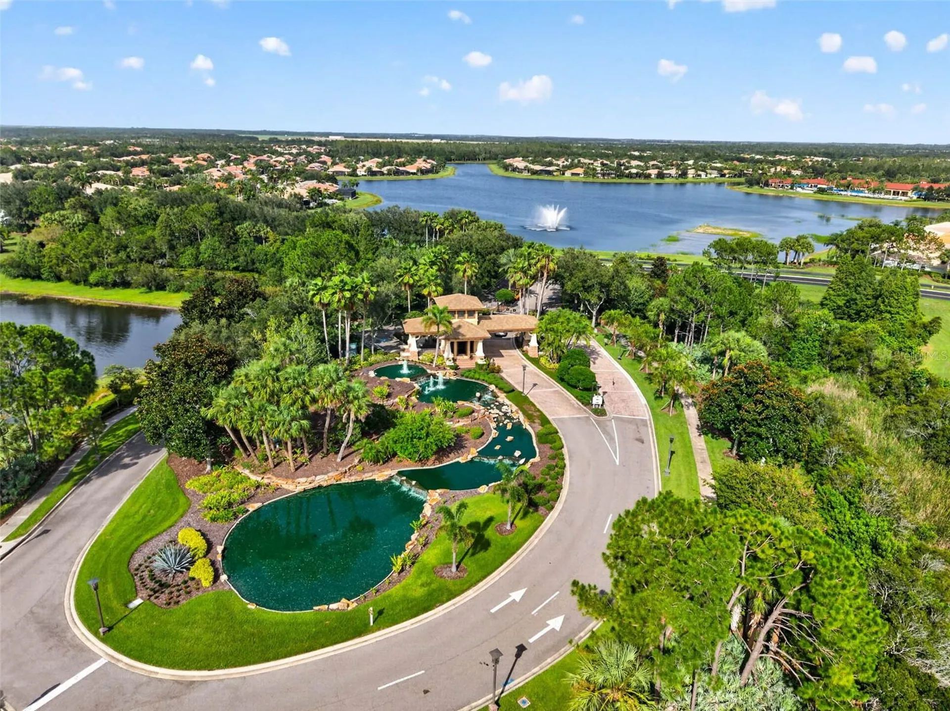 15929 Golden Lakes Drive Wimauma FL 33598