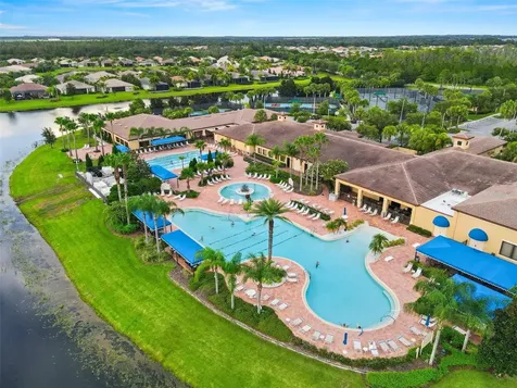 15929 Golden Lakes Drive Wimauma FL 33598