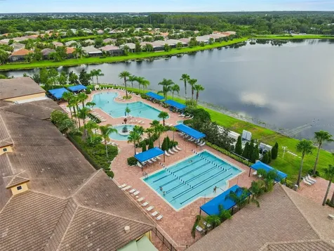 15929 Golden Lakes Drive Wimauma FL 33598