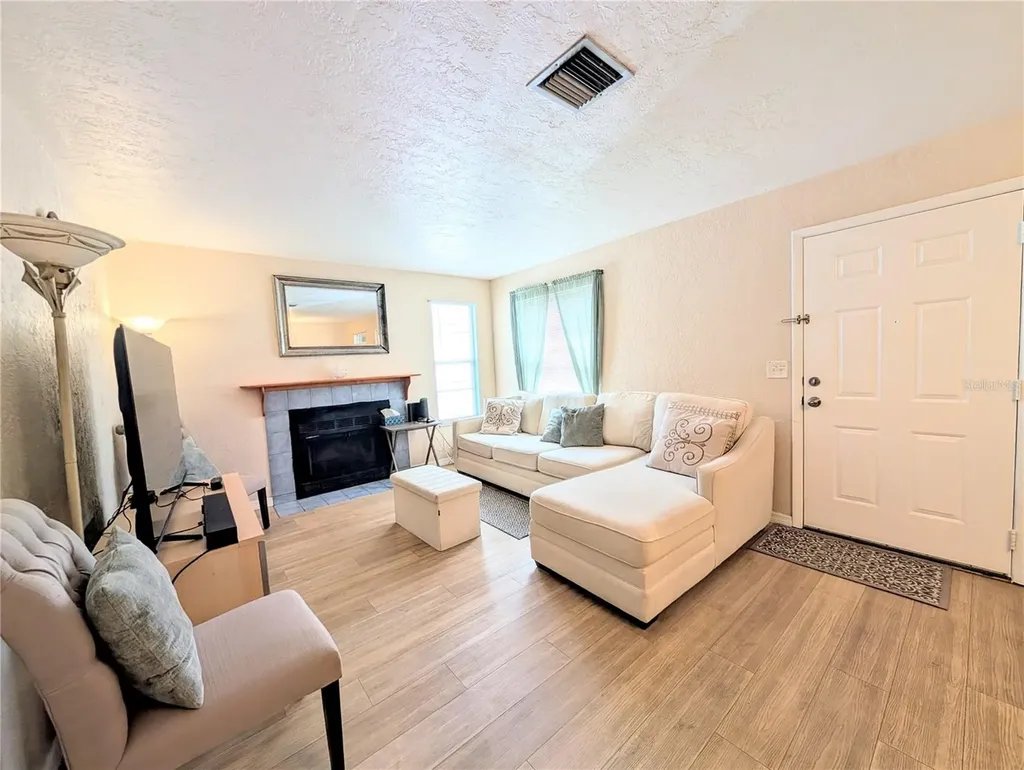 3609 59th Avenue W Bradenton FL 34210