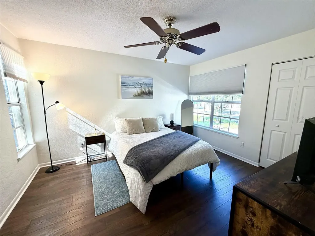 6905 Lake Place Court Tampa FL 33634