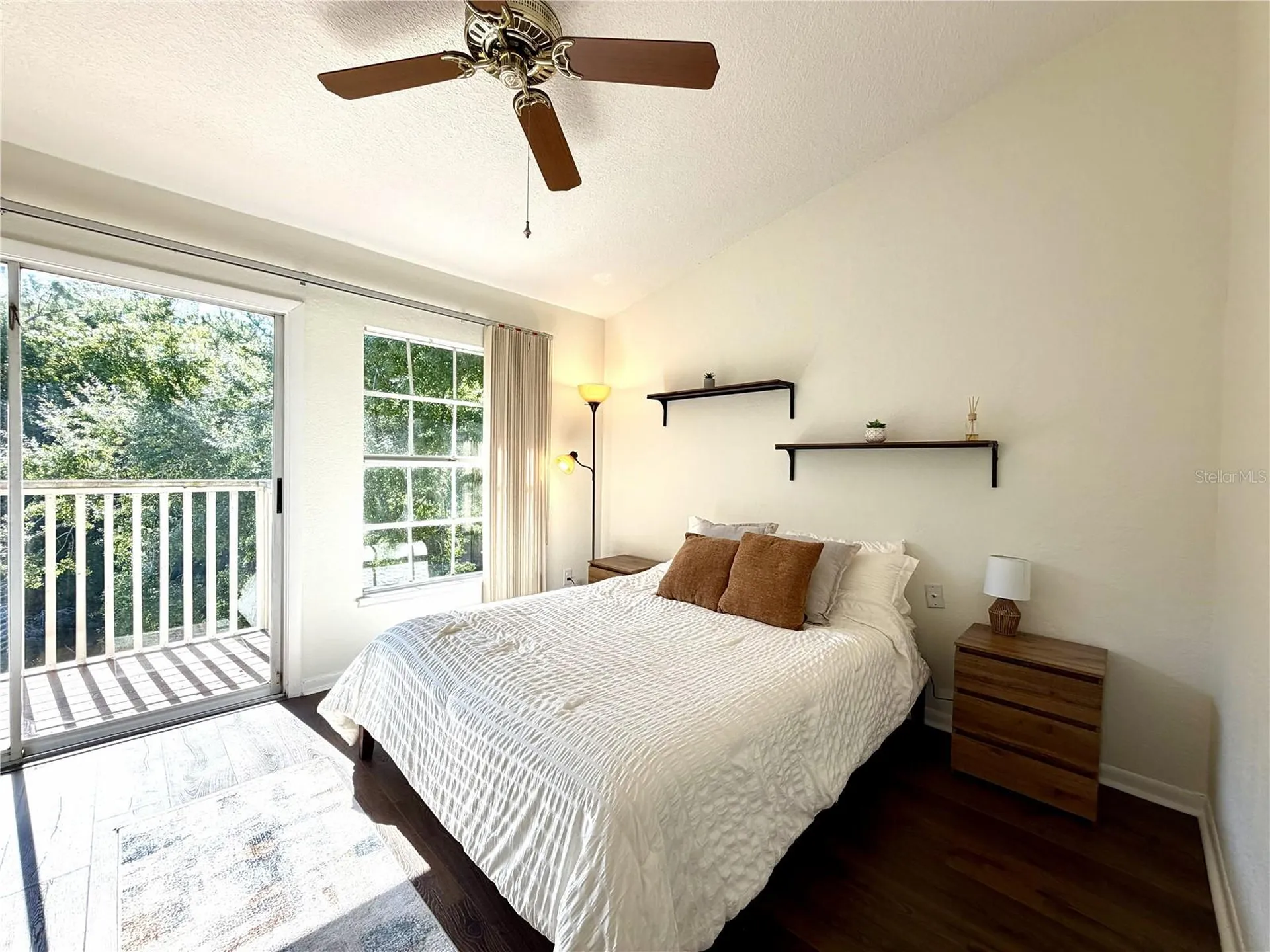 6905 Lake Place Court Tampa FL 33634