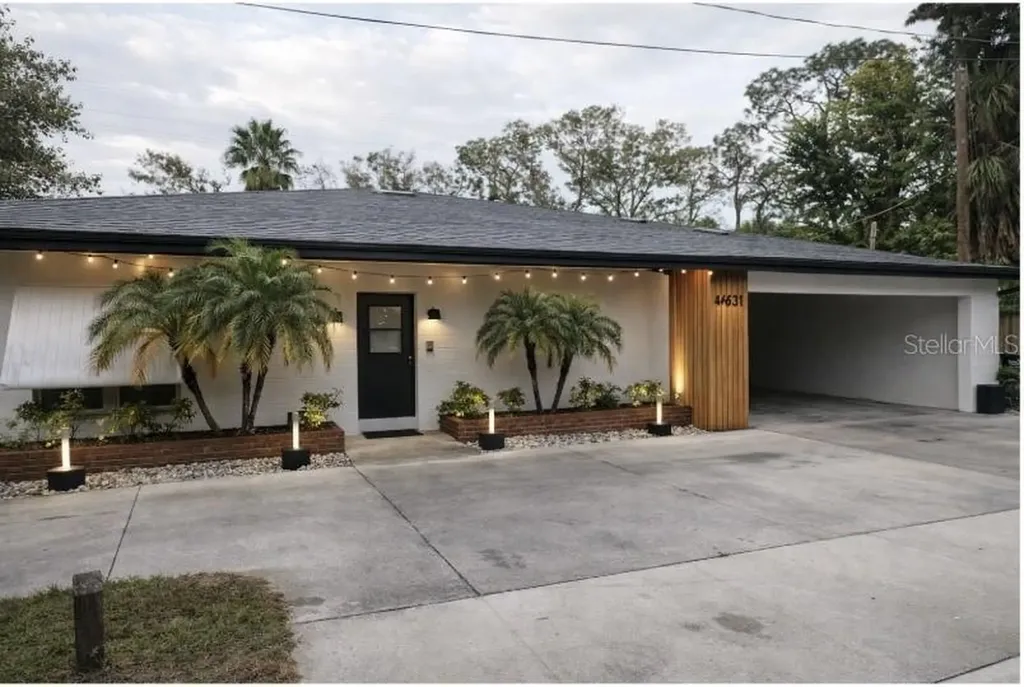 4631 40th Street St Petersburg FL 33714