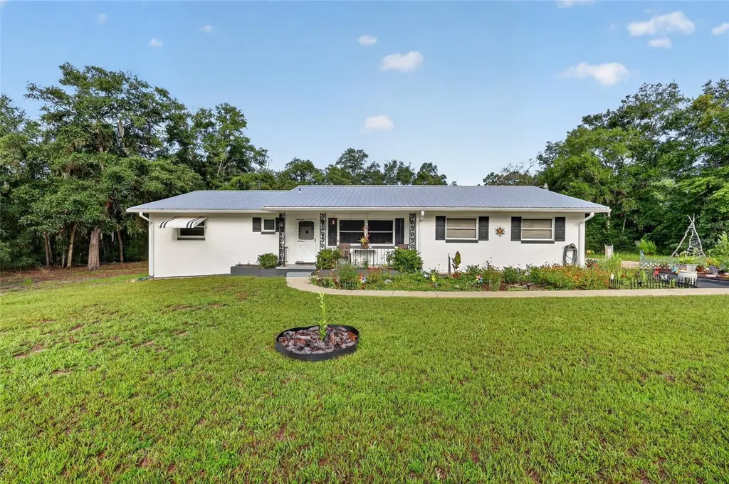 4500 SW Freshwater Court Dunnellon FL 34431