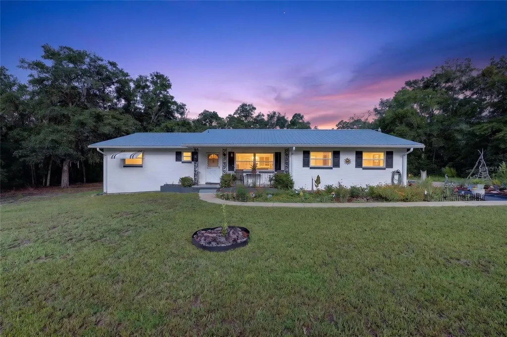 4500 SW Freshwater Court Dunnellon FL 34431