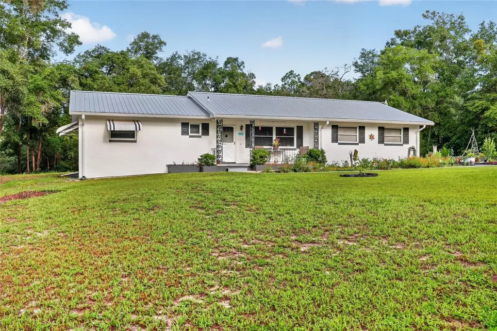 4500 SW Freshwater Court Dunnellon FL 34431