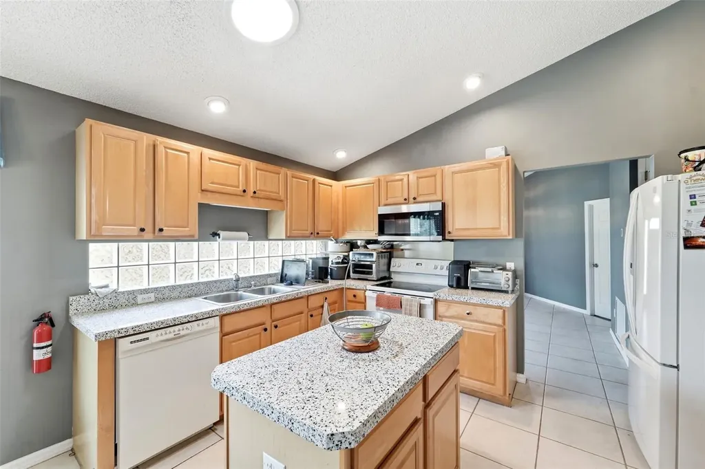 4201 Pacifica Drive Orlando FL 32817
