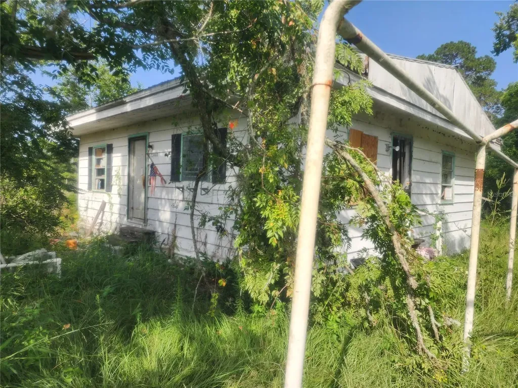 33444 Coronado Road Leesburg FL 34788