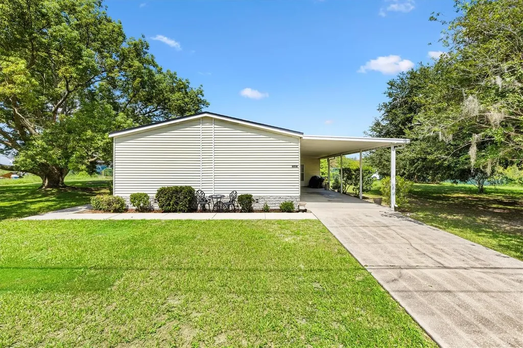 2915 Arbor Ridge Boulevard Fruitland Park FL 34731