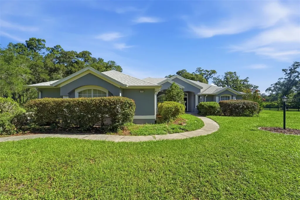 2111 Sun Valley Lane Deland FL 32720