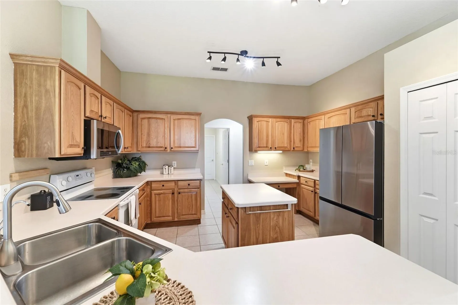 2111 Sun Valley Lane Deland FL 32720