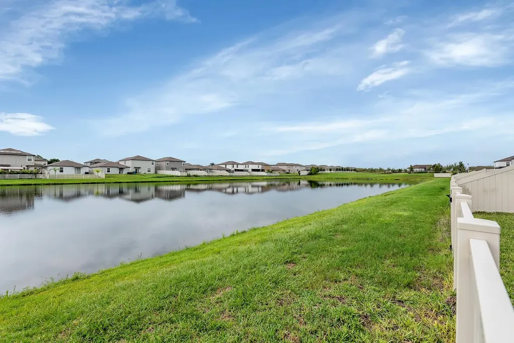16630 Kingman Reef Street Wimauma FL 33598