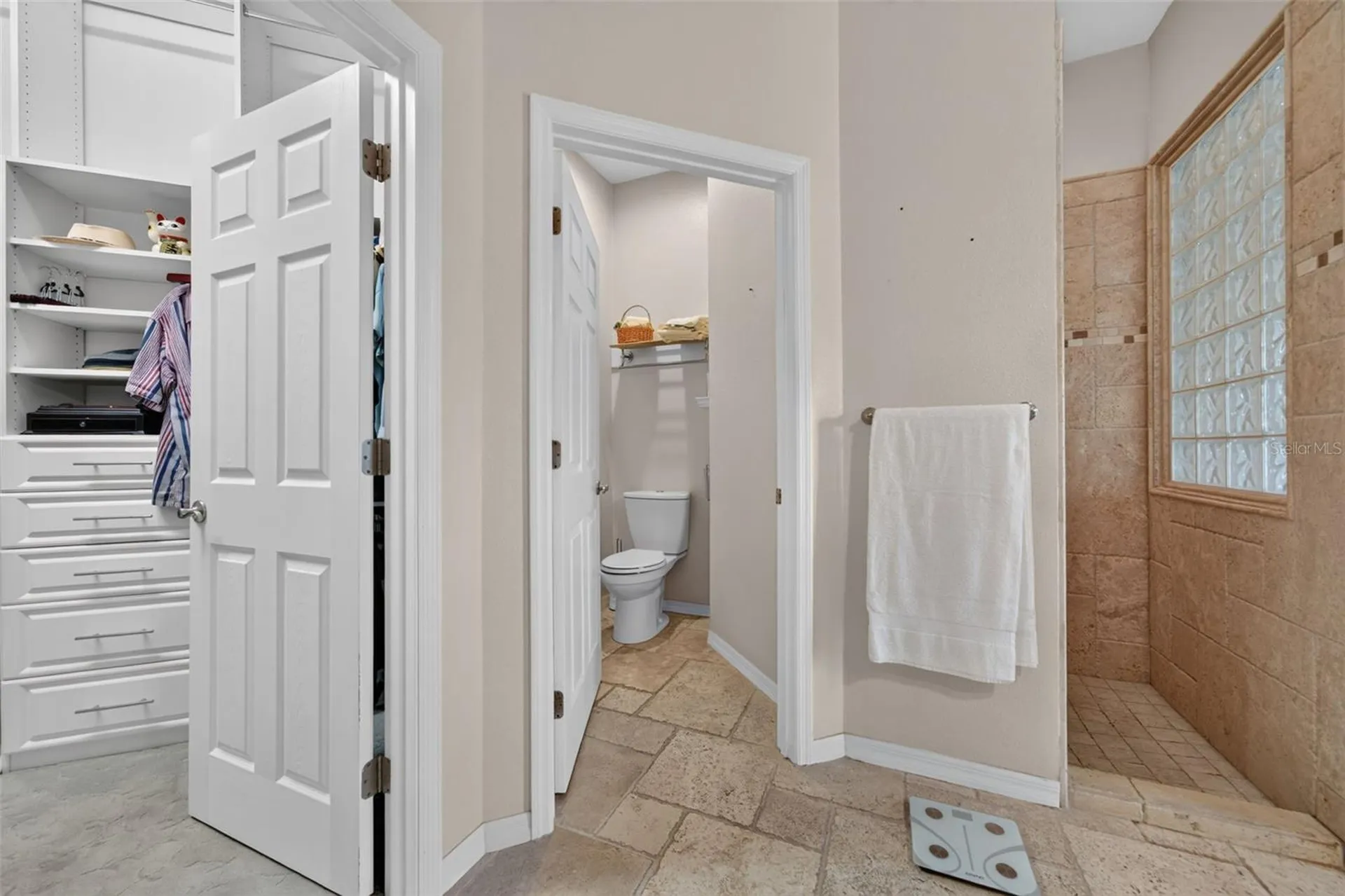 171 Americas Cup Boulevard Bradenton FL 34208