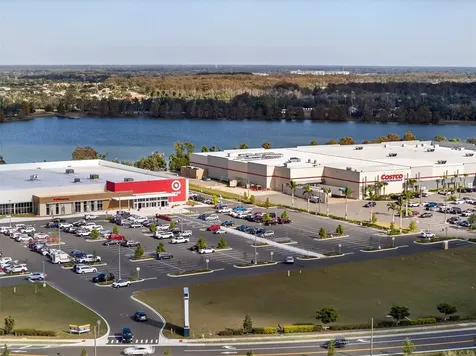 171 Americas Cup Boulevard Bradenton FL 34208