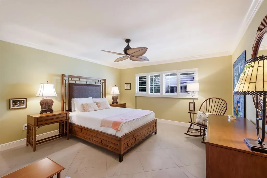 5757 Gulf Of Mexico Drive Longboat Key FL 34228