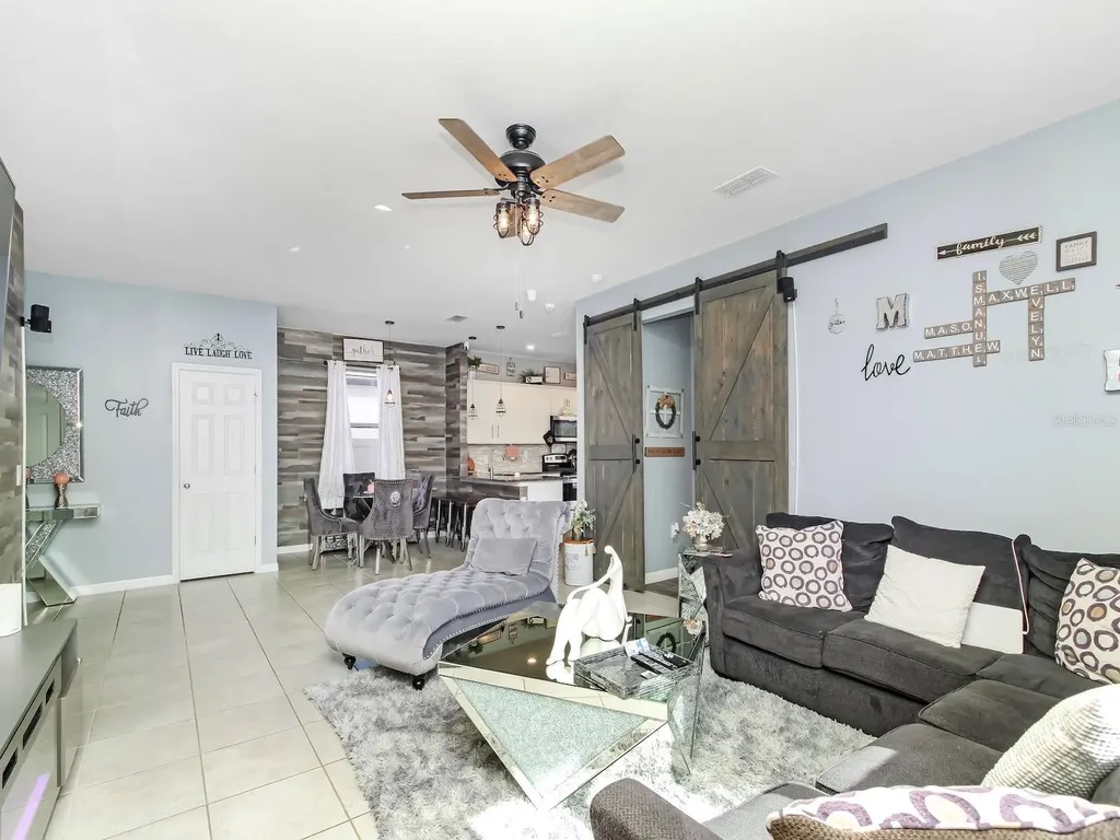 1833 Cayman Cove Circle St Cloud FL 34772